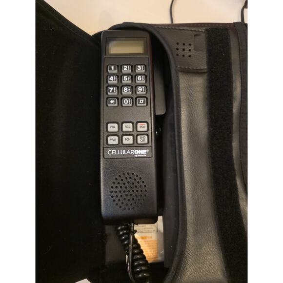 Vintage Cellular One Motorola Cellphone Model SCN2498b Mobile Bag Car Phone - Picture 3 of 16